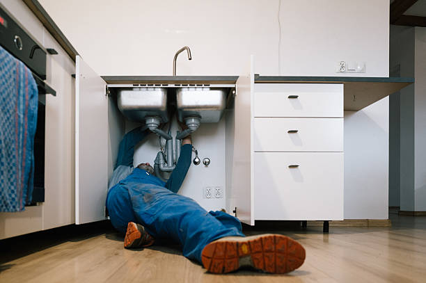 Professional Drain Cleaning technician working in Powell, AL
